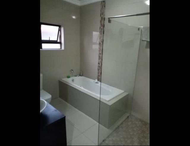 3 BEDROOM HOUSE FOR SALE IN SAGEWOOD